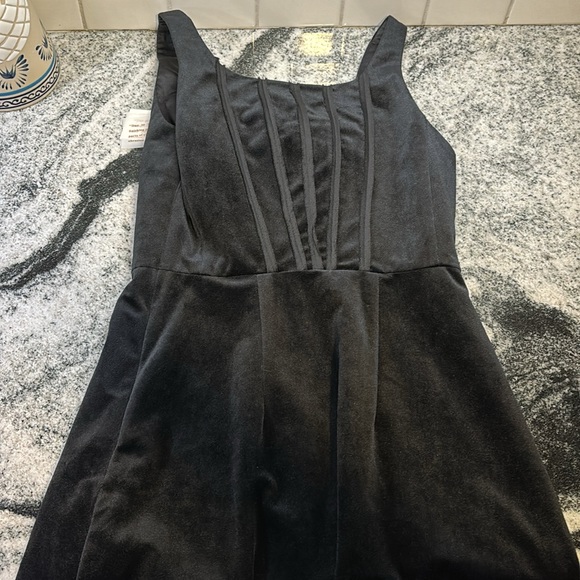 LoveShackFancy Collins Dress - Picture 7 of 9